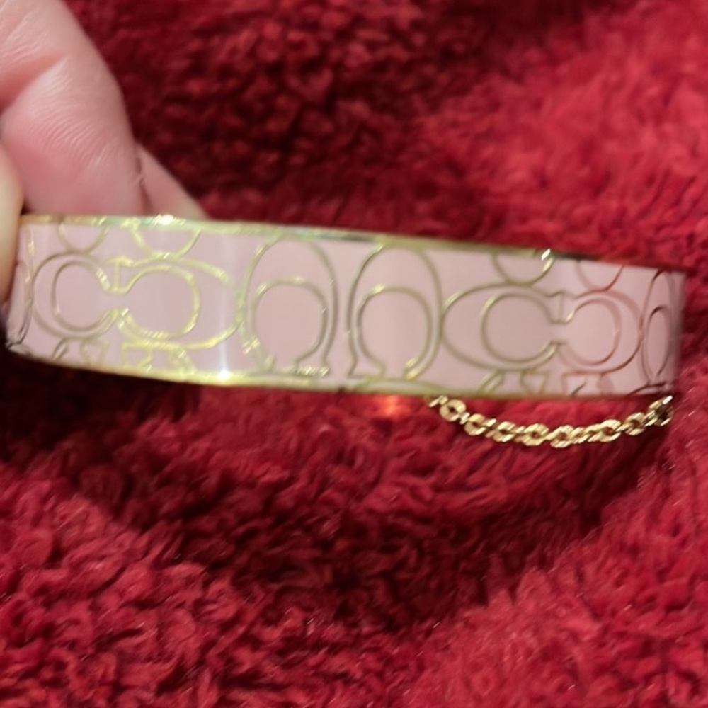 Coach Signature Pink Enamel Bracelet With Box - Picture 5 of 6